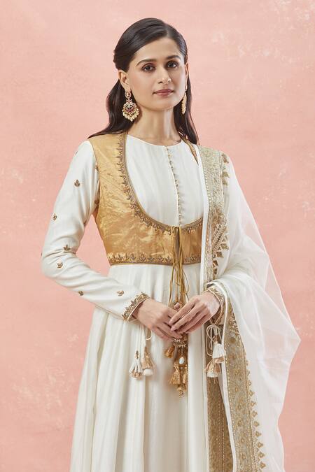 Buy_Rar Studio_Ivory , , Cotton, Tassels, Clover Bloom Anarkali Set _Online_at_Aza_Fashions