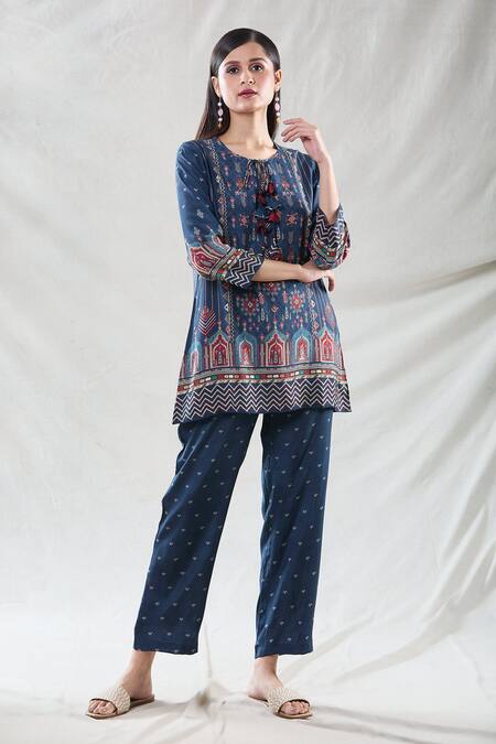 Buy Naintara Bajaj Blue Muslin Tassels Round Neck Short Tunic And Pant Set Buy_Naintara Bajaj_Blue Muslin Tassels Round Neck Short Tunic And Pant Set