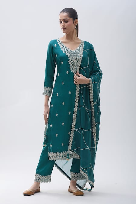 Buy Naintara Bajaj Green Denim, Satin, Organza Sequins, Straight Kurta Set Scallop Hem Dupatta Buy_Naintara Bajaj_Green Denim, Satin, Organza Sequins, Straight Kurta Set Scallop Hem Dupatta