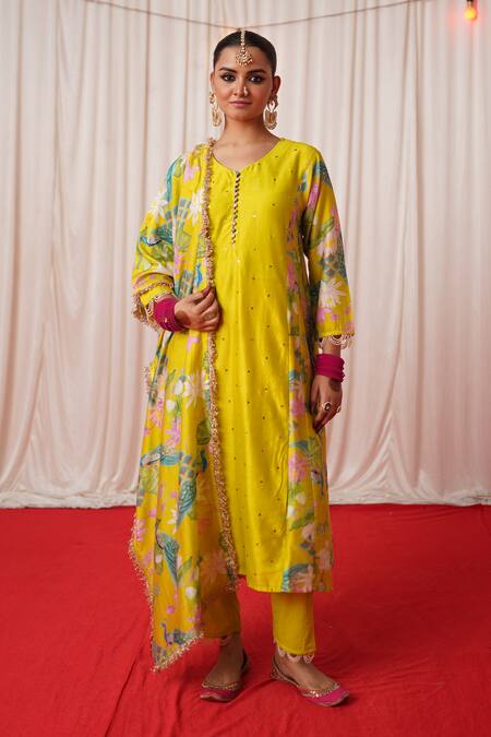 Chrkha_Green Chanderi Silk, Cotton Pearls, Sequins Printed Side Panelled Kurta Pant Set _Online_at_Aza_Fashions