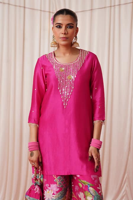 Buy Chrkha Pink Silk, Sequins, Pearls Round Embroidered Kurta Pant Set Online at Aza Fashions Buy_Chrkha_Pink Silk, Sequins, Pearls Round Embroidered Kurta Pant Set _Online_at_Aza_Fashions