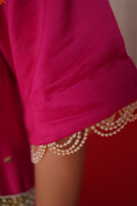 Shop_Chrkha_Pink Chanderi Silk, Cotton Pearls, Sequins Printed Embroidered Kurta Pant Set 