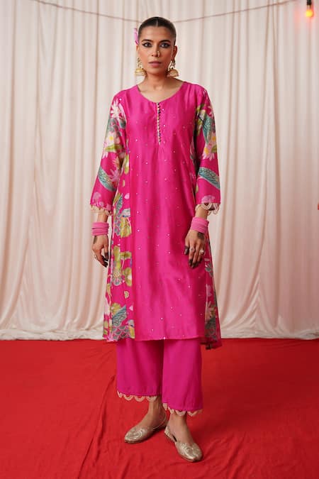 Buy_Chrkha_Pink Chanderi Silk, Cotton Printed Side Panelled Embroidered Kurta Pant Set _Online_at_Aza_Fashions
