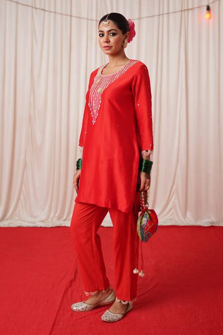 Chrkha_Red Chanderi Silk, Cotton Pearls, Sequins Round Embroidered Kurta And Pant Set _Online_at_Aza_Fashions
