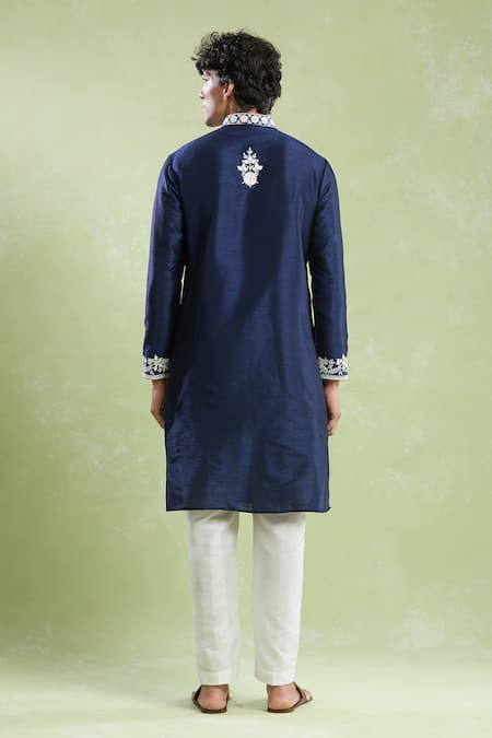 Arihant Rai Sinha Floret Embroidered Kurta With Pyjama 