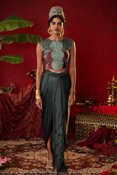 Pooja Bagaria Emerald Green Natural Linen Ajrakh Print Crop Top With Solid Draped Skirt 