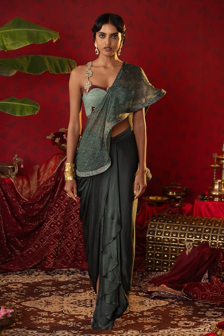 Pooja Bagaria Solid Pre-Draped Saree Set With Detachable Printed Drape 