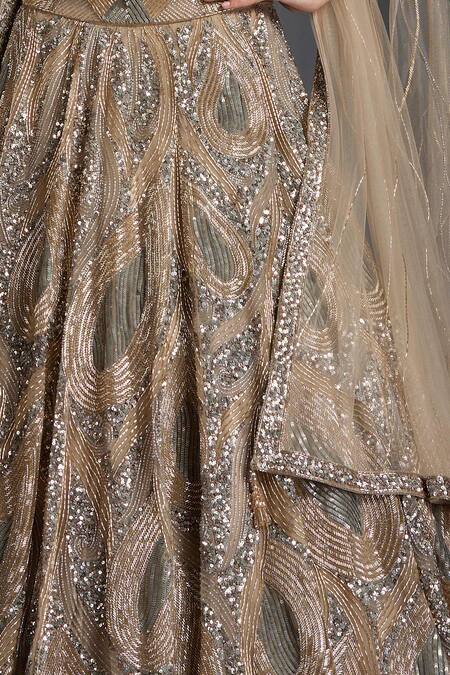 Chaashni By Maansi And Ketan_Gold Net Feathers, Sequins, Cut Work Cutdana Embellished Geometric Lehenga Set _Online_at_Aza_Fashions