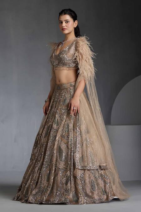 Buy_Chaashni By Maansi And Ketan_Gold Net Feathers, Sequins, Cut Work Cutdana Embellished Geometric Lehenga Set _Online_at_Aza_Fashions