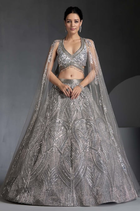 Chaashni by Maansi and Ketan Geometric Wave Sequin Embellished Lehenga With Blouse 