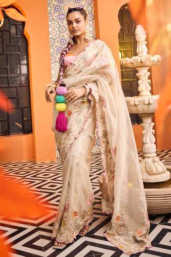 Shop Sshilpa Samriya Ivory Tissue, Chiffon, Chanderi Silk, Cotton Applique Border Saree With Blouse at Aza Fashions Shop_Sshilpa Samriya_Ivory Tissue, Chiffon, Chanderi Silk, Cotton Applique Border Saree With Blouse_at_Aza_Fashions