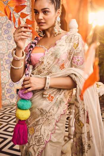 Shop Sshilpa Samriya Ivory Tissue, Chiffon, Chanderi Silk, Cotton Applique Border Saree With Blouse Online at Aza Fashions Shop_Sshilpa Samriya_Ivory Tissue, Chiffon, Chanderi Silk, Cotton Applique Border Saree With Blouse_Online_at_Aza_Fashions