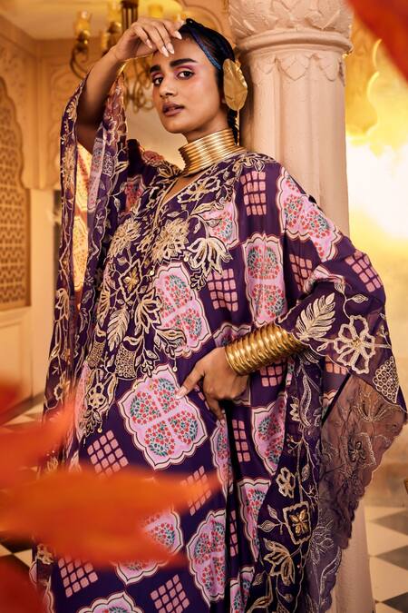 Sshilpa Samriya Purple Crepe Sequins, Beads V-neck Geometric Print Kaftan With Pant Online at Aza Fashions Sshilpa Samriya_Purple Crepe Sequins, Beads V-neck Geometric Print Kaftan With Pant_Online_at_Aza_Fashions