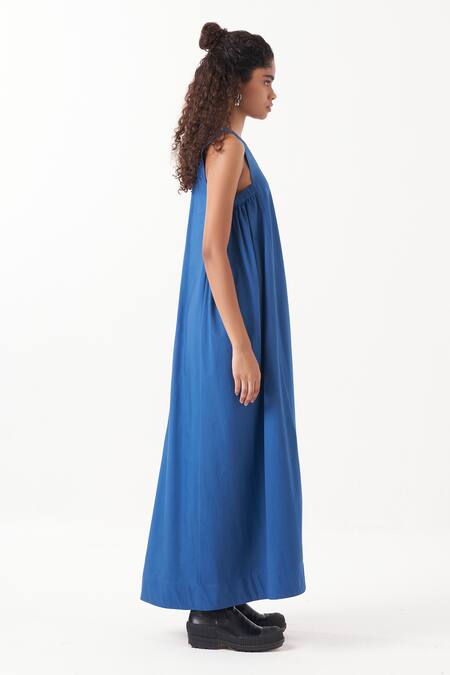 Three_Blue Poplin Solid V Neck Elasticated Armhole Detail Maxi Dress _Online_at_Aza_Fashions
