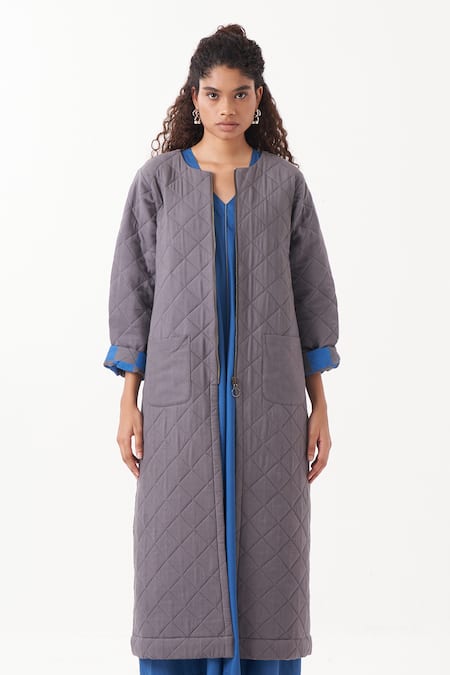 Three_Grey Twill Quilted Open Round Neck Front Pocket Jacket _Online_at_Aza_Fashions