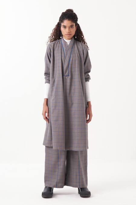 Three Grey Melange Chequered Wrap Collar Overlay Jacket With Pant Online at Aza Fashions Three_Grey Melange Chequered Wrap Collar Overlay Jacket With Pant _Online_at_Aza_Fashions
