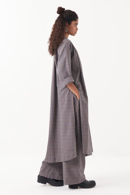 Shop Three Grey Melange Chequered Mandarin Collar Long Shirt With Pant at Aza Fashions Shop_Three_Grey Melange Chequered Mandarin Collar Long Shirt With Pant _at_Aza_Fashions