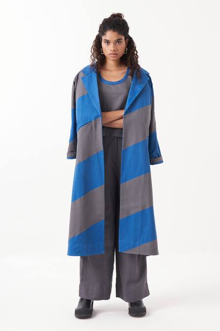 Buy_Three_Grey Jacket  Twill And Melange Applique Diagonal Panel Color Block & Pant Set 