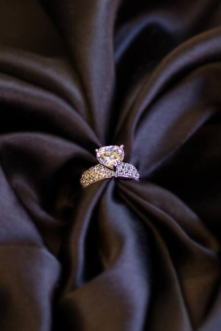 Shop Nepra By Neha Goel White Zari Heart Shaped Ring at Aza Fashions Shop_Nepra By Neha Goel_White Zari Heart Shaped Ring_at_Aza_Fashions