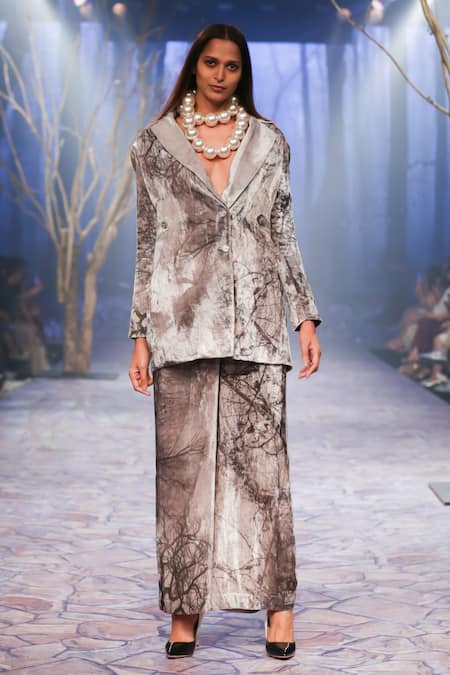 Nirmooha Forest Print Blazer With Pant 