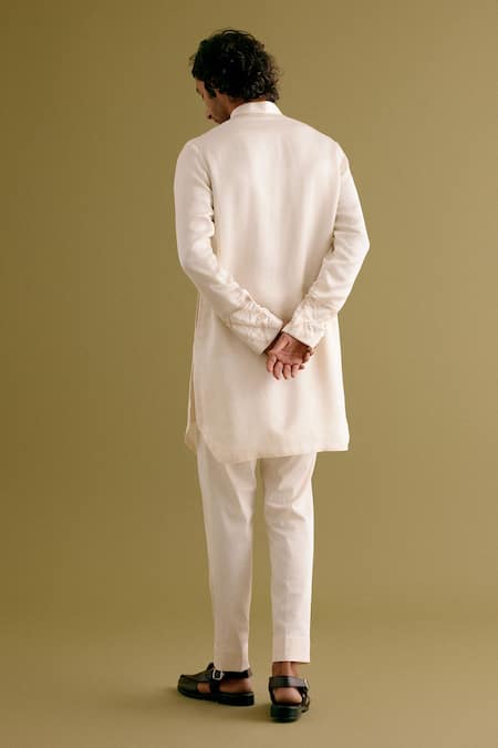 Devnaagri Silk Chanderi Floral Dori Embroidered Kurta With Pant 