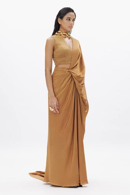 Shop_Aroka_Gold Modal, Silk, Handloom Cotton Zari V-neck Pre-draped Saree With Tissue _Online_at_Aza_Fashions
