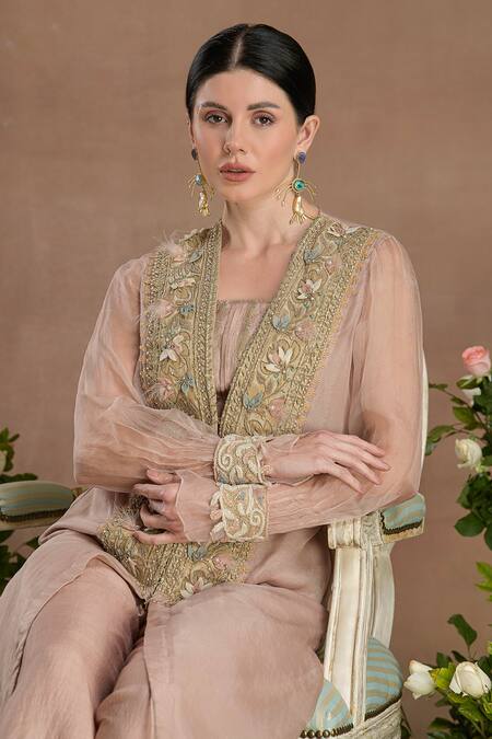 Buy_Divisha Sharma_Pink Chanderi, Silk Organza 3d Fleur Embroidered Front Slit Kurta And Pant Set 