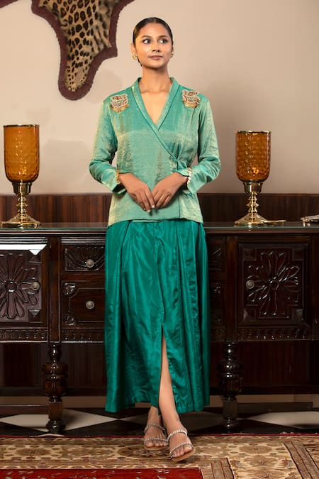 Shop Eeda Green Mohair, Silk Metallic Thread, Bird Placement Embroidered Shirt And Skirt Set at Aza Fashions Shop_Eeda_Green Mohair, Silk Metallic Thread, Bird Placement Embroidered Shirt And Skirt Set _at_Aza_Fashions