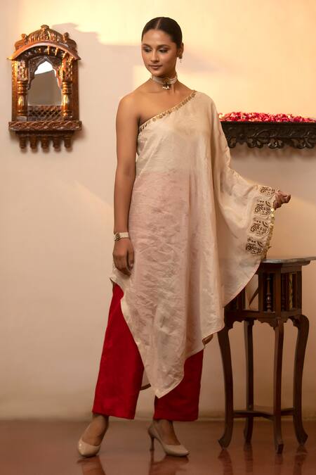 Eeda Silver Mohair, Silk Metallic One Shoulder Neckline Embroidered Kurta And Pant Set at Aza Fashions Eeda_Silver Mohair, Silk Metallic One Shoulder Neckline Embroidered Kurta And Pant Set _at_Aza_Fashions