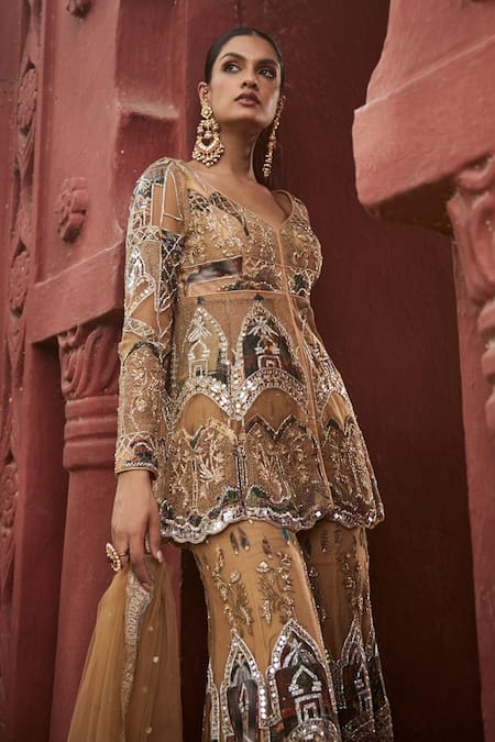 Buy_Reynu Taandon_Beige Chanderi, Linen Mirrors, Kalamkari Applique Work Kurta Sharara Set 