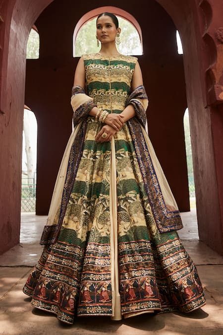 Reynu Taandon Elegant Kalamkari Print Embroidered Achkan Set 