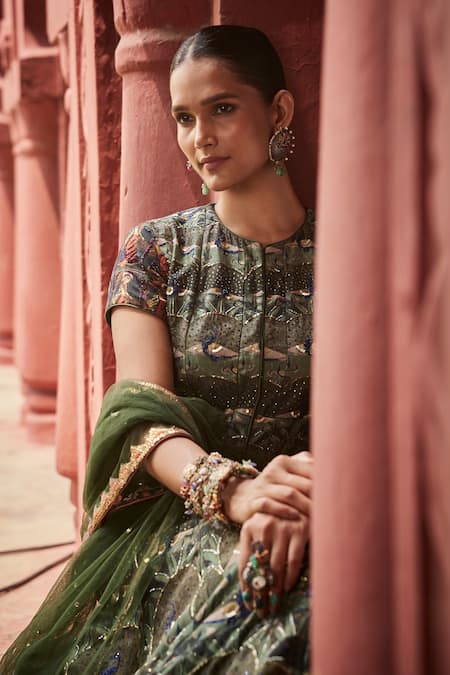 Buy_Reynu Taandon_Green Chanderi Embroidery, Smocking Round Elegant Kalamkari Print Achkan Set _Online_at_Aza_Fashions