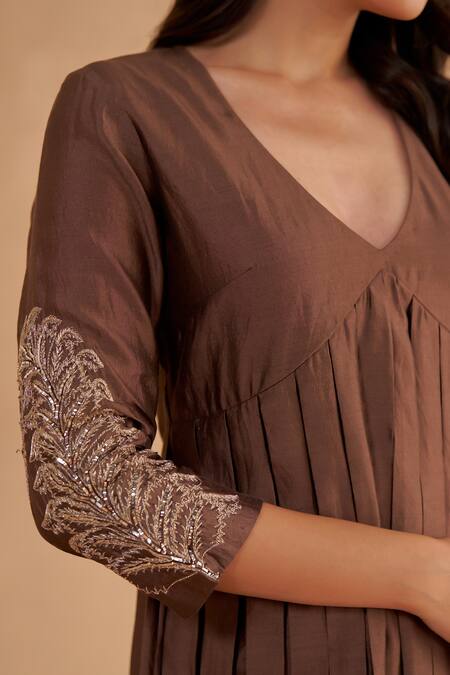 Buy Ruchi Marodia Brown Chiffon, Silk Embroidery, Mirrors V-neck Sleeve A-line Kurta Set Buy_Ruchi Marodia_Brown Chiffon, Silk Embroidery, Mirrors V-neck Sleeve A-line Kurta Set
