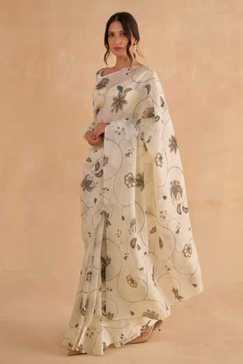 Ruchi Marodia_Ivory Tussar Embroidery V-neck Vintage Floral Print Saree With Blouse _Online_at_Aza_Fashions