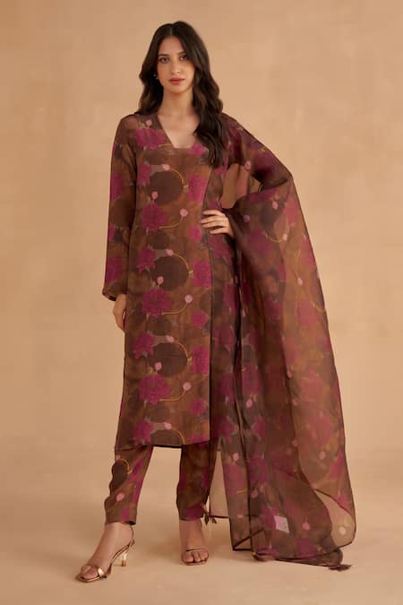 Ruchi Marodia Lotus Print Kurta & Pant Set 