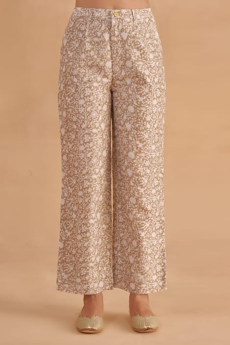 Ruchi Marodia Grey Chanderi Embroidery V-neck Floral Print Layered Kurta With Pant at Aza Fashions Ruchi Marodia_Grey Chanderi Embroidery V-neck Floral Print Layered Kurta With Pant _at_Aza_Fashions