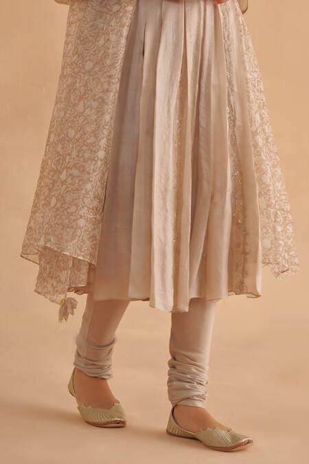 Ruchi Marodia_Grey Chanderi, Tussar Embroidery, Zari V-neck Hand Anarkali And Churidar Set _at_Aza_Fashions