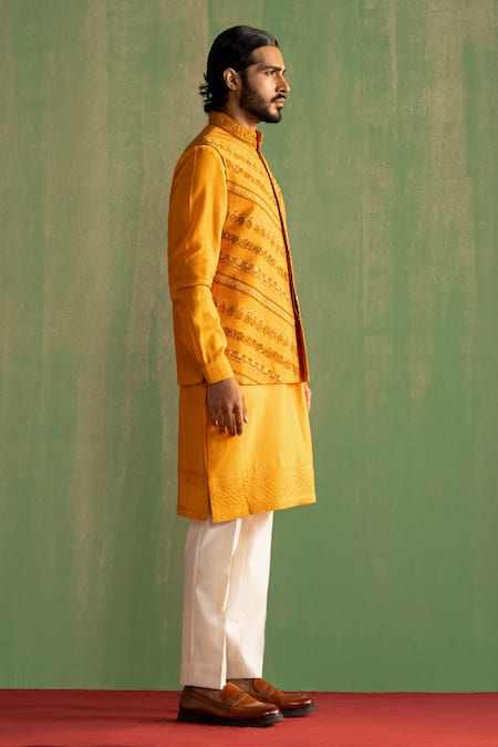 Buy Studio Bagechaa Yellow Chanderi Silk, Linen, Satin Cut Chevron Embroidered Bundi And Kurta Set Online at Aza Fashions Buy_Studio Bagechaa_Yellow Chanderi Silk, Linen, Satin Cut Chevron Embroidered Bundi And Kurta Set _Online_at_Aza_Fashions