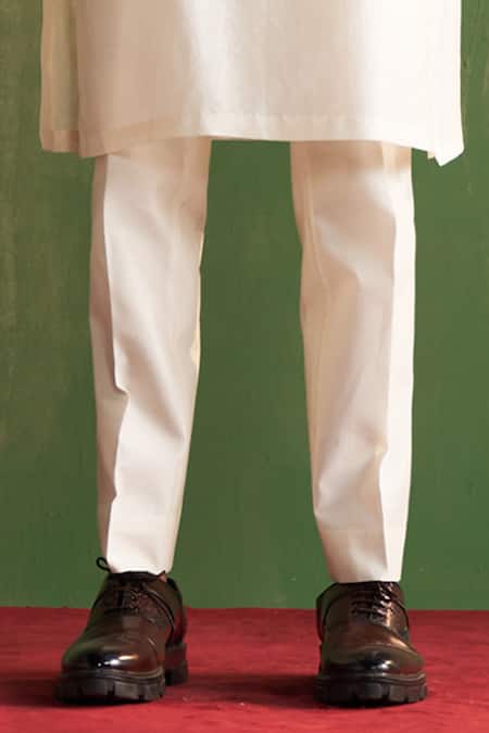 Buy Studio Bagechaa Ivory Chanderi Silk, Linen Embroidery, Diamonds Paisley Bundi And Kurta Set Online at Aza Fashions Buy_Studio Bagechaa_Ivory Chanderi Silk, Linen Embroidery, Diamonds Paisley Bundi And Kurta Set _Online_at_Aza_Fashions