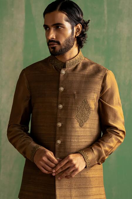 Buy_Studio Bagechaa_Brown Chanderi , Embroidery Floral Bundi And Kurta Set _Online_at_Aza_Fashions