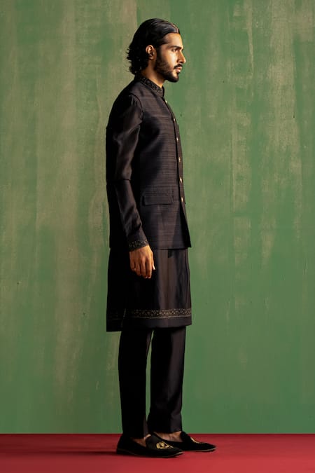 Studio Bagechaa Black Embroidered Bundi & Kurta Set 