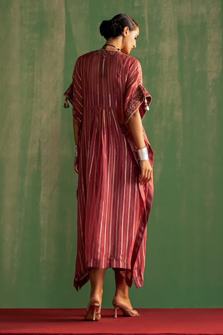 Studio Bagechaa Pink Organza Tassels Mauve Thread Embroidered Kaftan Set Online at Aza Fashions Studio Bagechaa_Pink Organza Tassels Mauve Thread Embroidered Kaftan Set _Online_at_Aza_Fashions