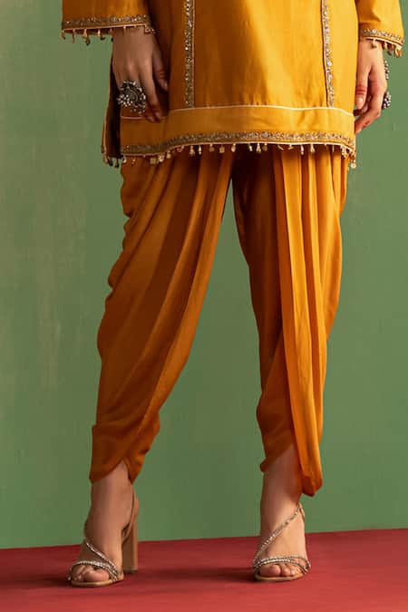 Buy_Studio Bagechaa_Yellow Chanderi, Cotton Sequins, Embroidery V-neck Vanya Kurta With Pant _Online_at_Aza_Fashions