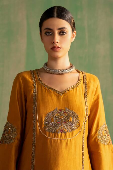 Shop_Studio Bagechaa_Yellow Chanderi, Cotton Sequins, Embroidery V-neck Vanya Kurta With Pant _Online_at_Aza_Fashions