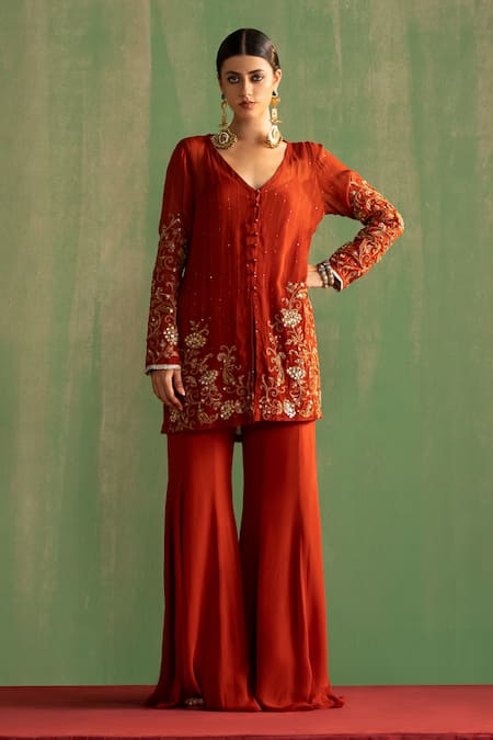 Studio Bagechaa Aadhira Floral Embroidered Kurta With Gharara 