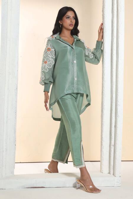 Sunita Nagi_Green Shimmer Embroidered Thread Collar Sleeve Shirt With Pant _at_Aza_Fashions