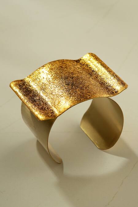 Shop Bijoux By Priya Chandna Gold Plated Foil Printing Textured Cuff Bracelet at Aza Fashions Shop_Bijoux By Priya Chandna_Gold Plated Foil Printing Textured Cuff Bracelet _at_Aza_Fashions