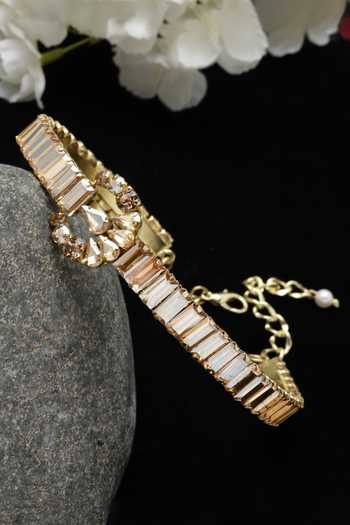 Bijoux By Priya Chandna_Gold Plated Half Crescent Shaped Pendant Choker _Online_at_Aza_Fashions