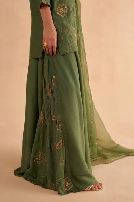 Ruchi Marodia_Green Organza, Mohair Embroidery, Zari V-neck Zardozi Kurta Sharara Set _at_Aza_Fashions