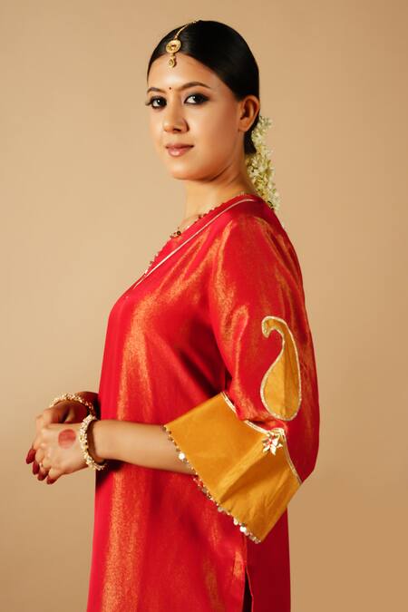 Shop_Tangerine By Asfa_Red Tissue Sequins, Patchwork, Embroidery V-neck Paisley Kurta With Pant